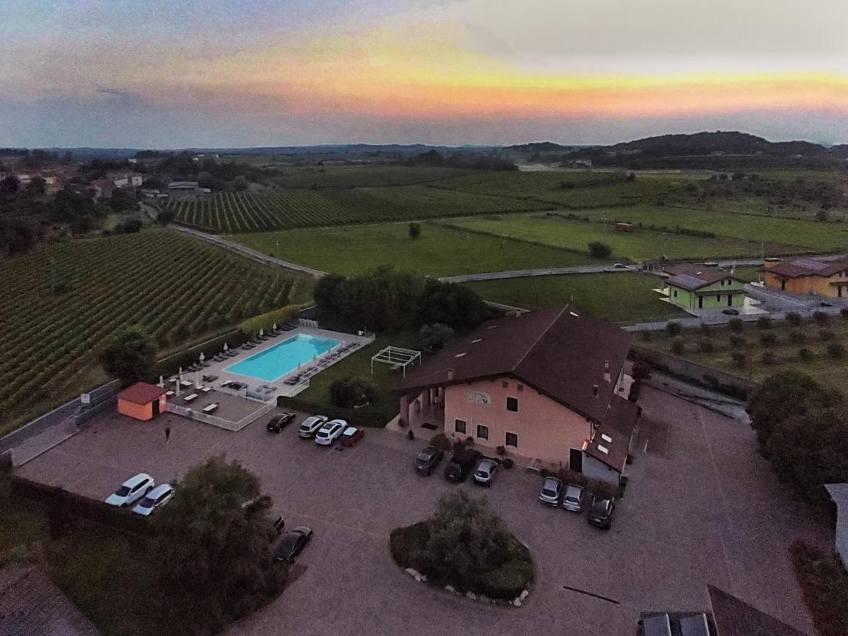 Agriturismo Ca' Del Gal Valeggio sul Mincio Bagian luar foto