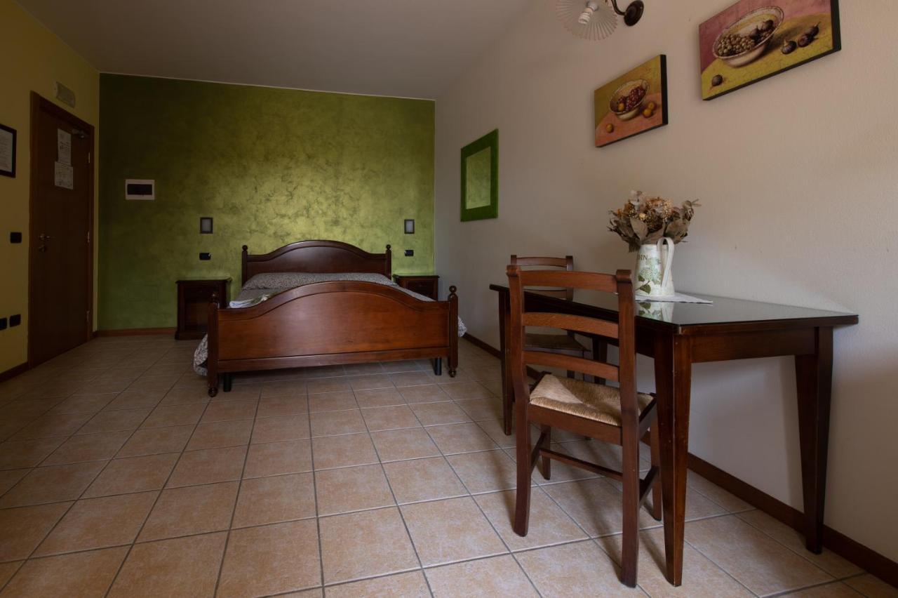 Agriturismo Ca' Del Gal Valeggio sul Mincio Bagian luar foto